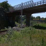 Nya kontaktledningsstolpar vid östra växeln mot Sternö/Stilleryd